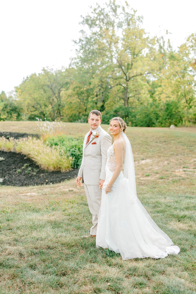 indianapolis-wedding-photographer-alexis-payton-portrait.jpg
october-wedding-couple-the-stables-indiana.jpg
