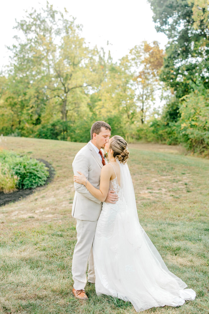 indianapolis-wedding-photographer-alexis-payton-portrait.jpg
october-wedding-couple-the-stables-indiana.jpg
